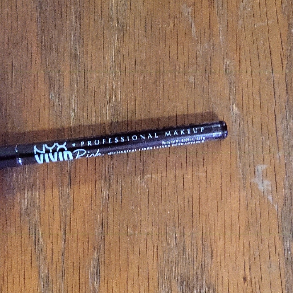 Eyeliner - mechanical - Picture 3 of 5